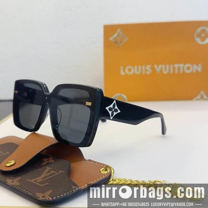 LV Glasses smx210
