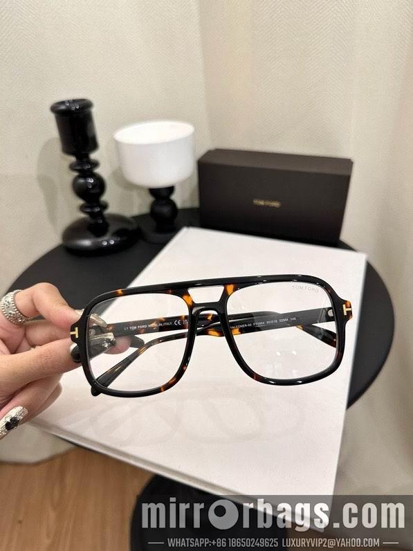 Tom Ford Glasses smx139