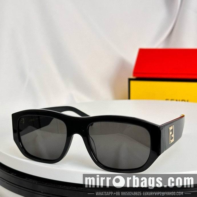 Fendi Glasses smx62
