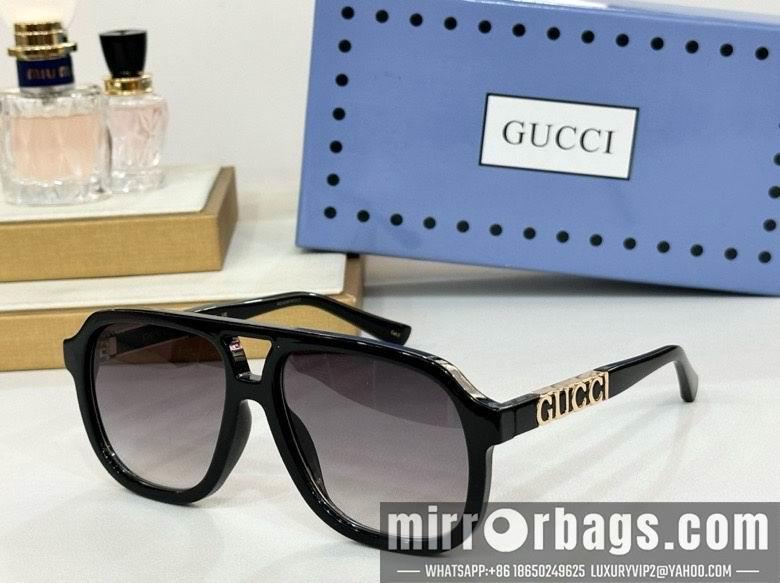 Gucci Glasses smx213