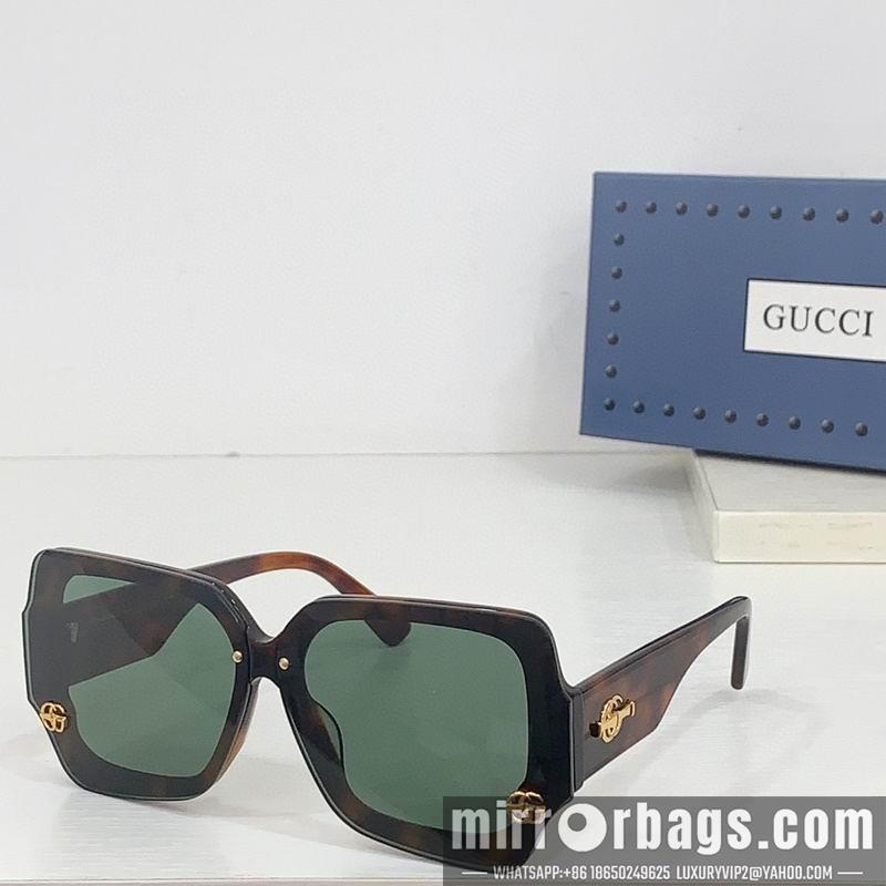 Gucci Glasses smr57