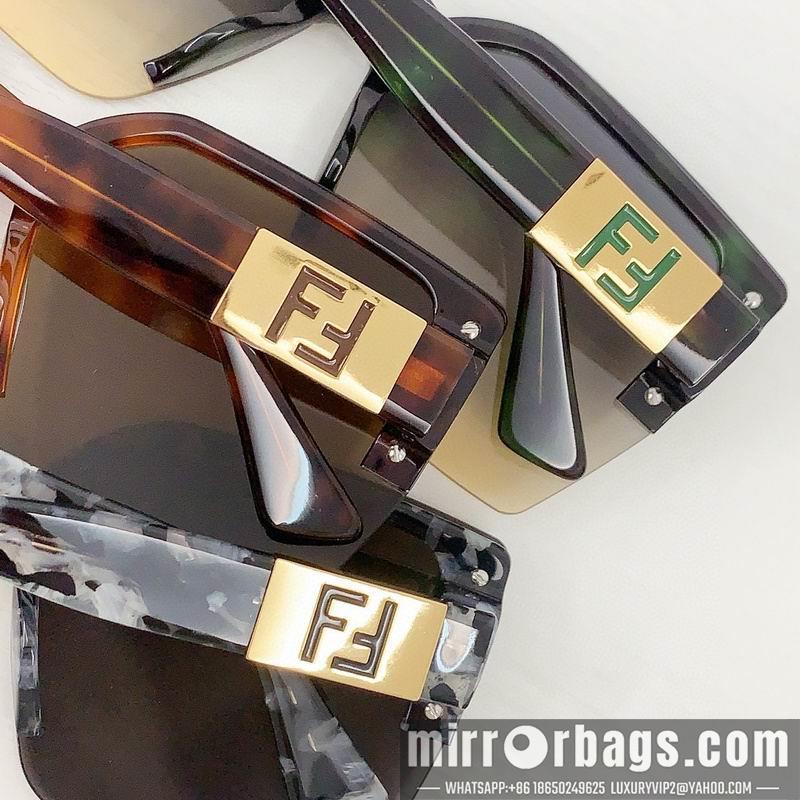 Fendi Glasses smx42