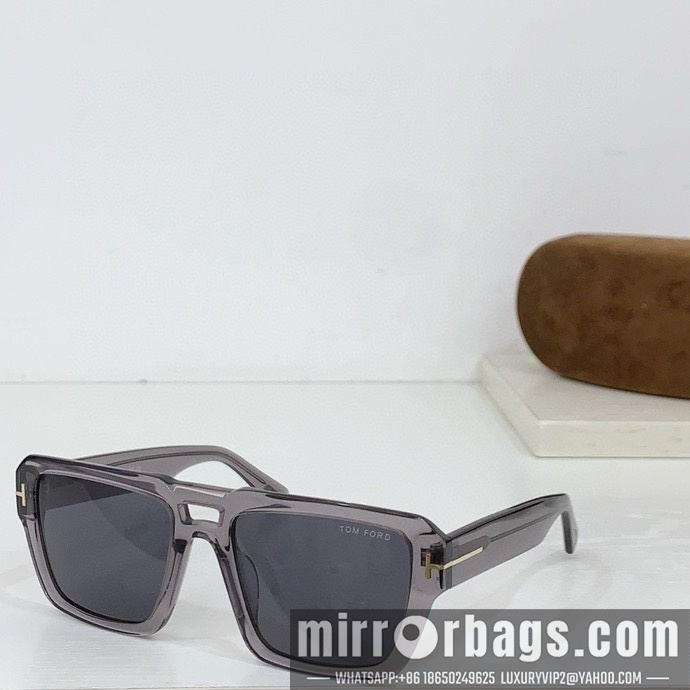 Tom Ford Glasses smx151
