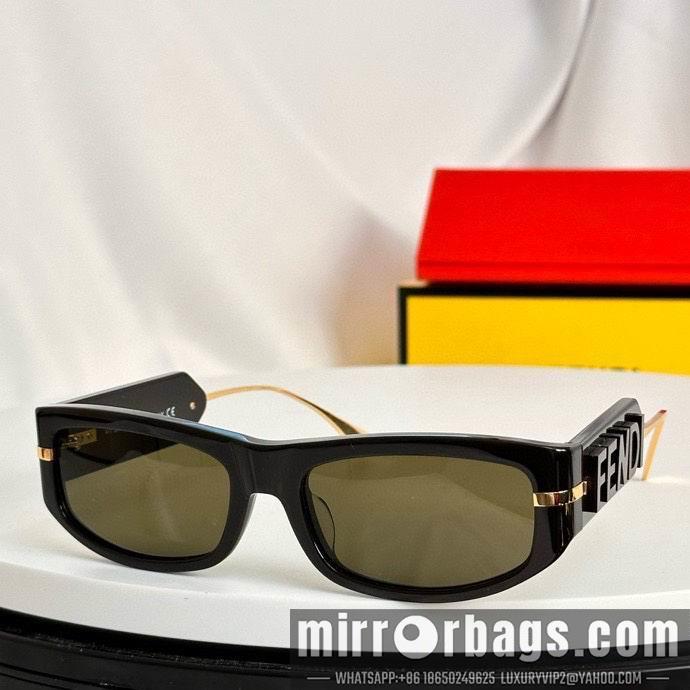 Fendi Glasses smx64