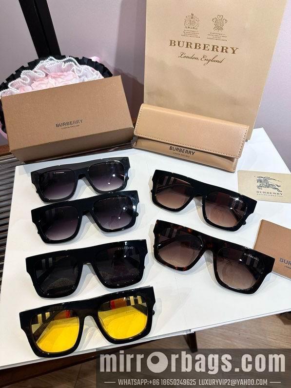 Burberry Glasses smx22