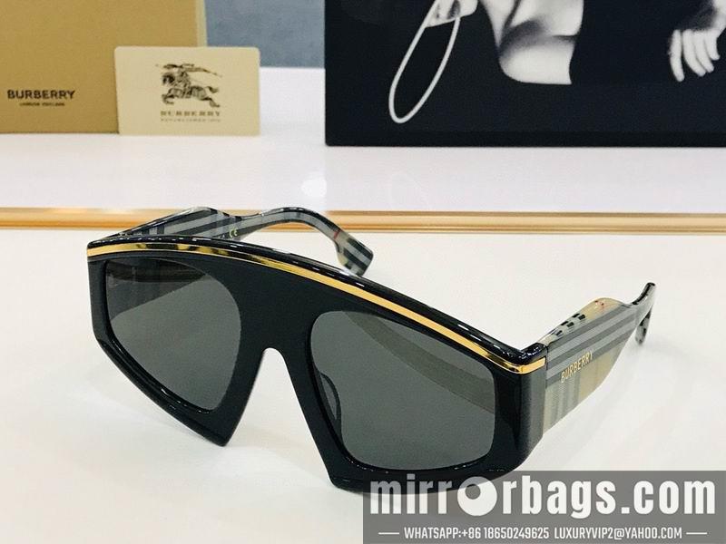 Burberry Glasses smx19