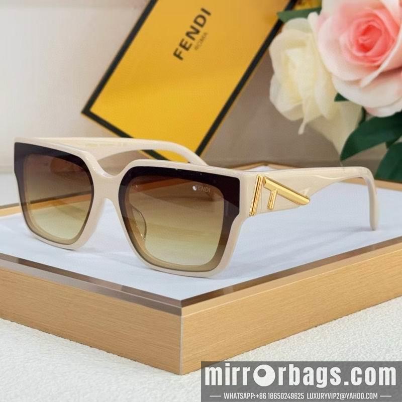 Fendi Glasses smh111