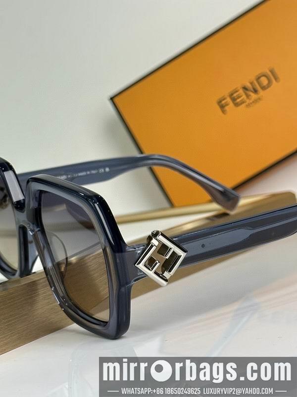 Fendi Glasses smh86