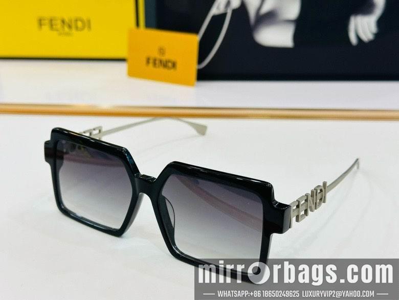 Fendi Glasses smx114