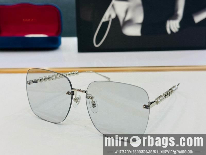Gucci Glasses smh220