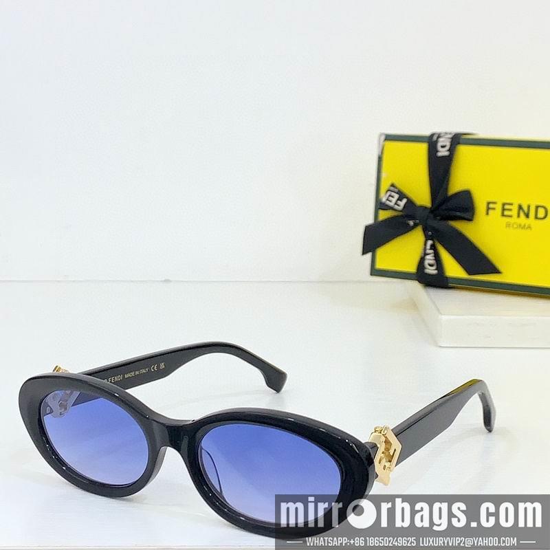 Fendi Glasses smh32