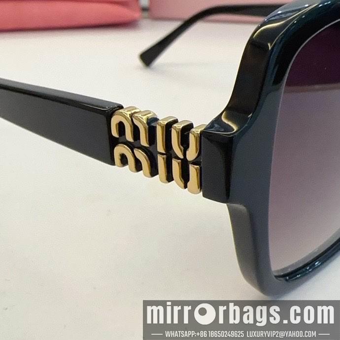 MiuMiu Glasses smx102