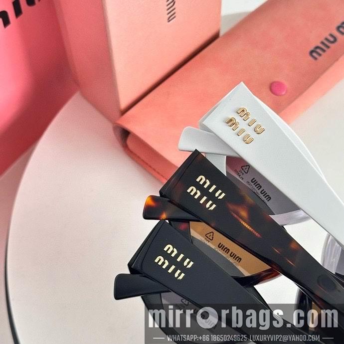 MiuMiu Glasses smx128
