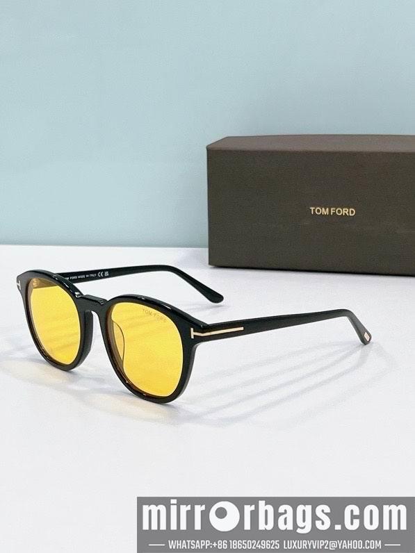 Tom Ford Glasses smx131
