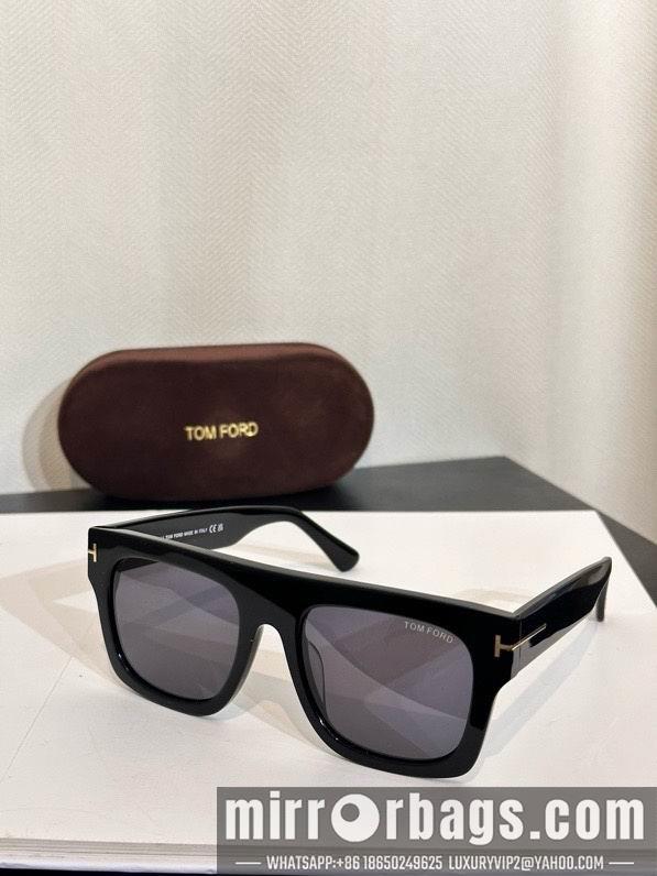 Tom Ford Glasses smx63