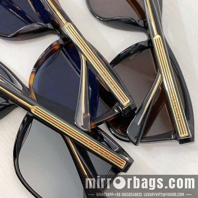 Gucci Glasses smr17