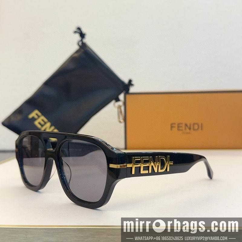 Fendi Glasses smx152