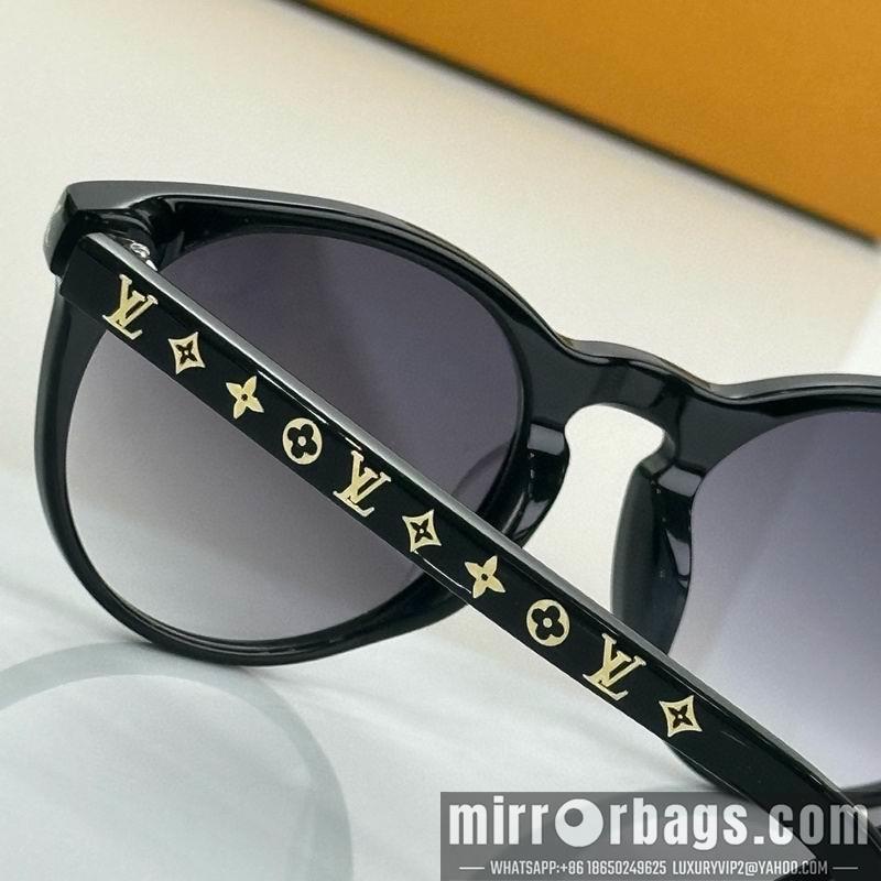LV Glasses smx108