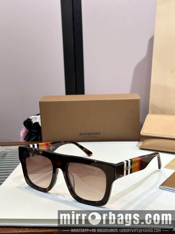 Burberry Glasses smx22