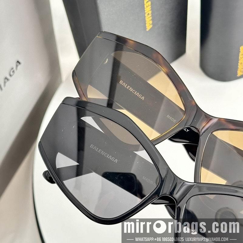 Balenciaga Glasses smr107
