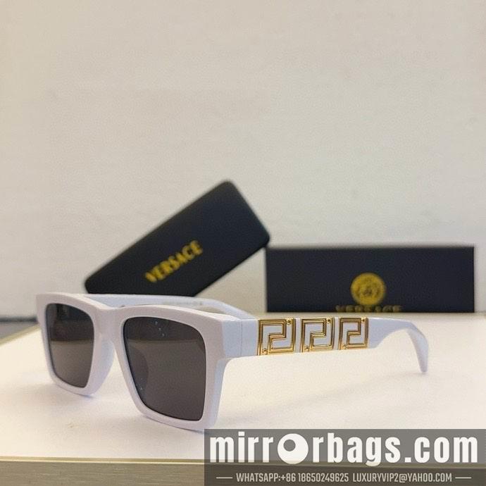 Versace Glaases smx151