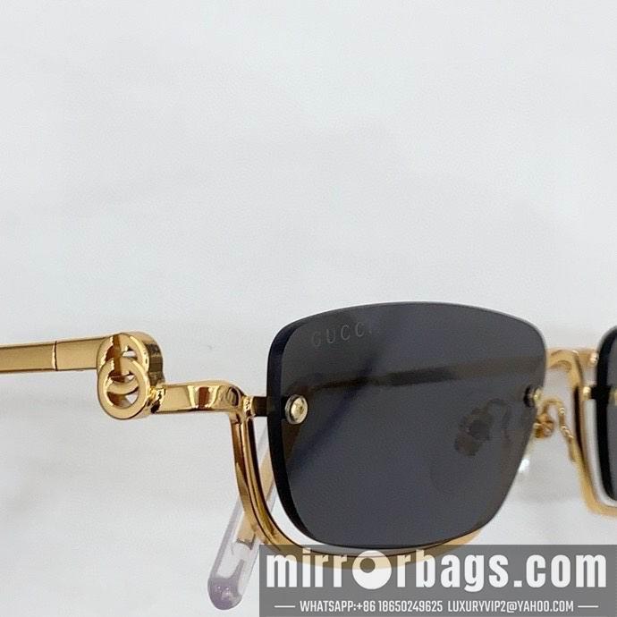 Gucci Glasses smx143