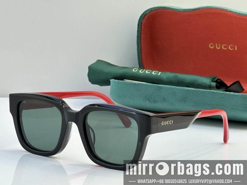 Gucci Glasses smh17