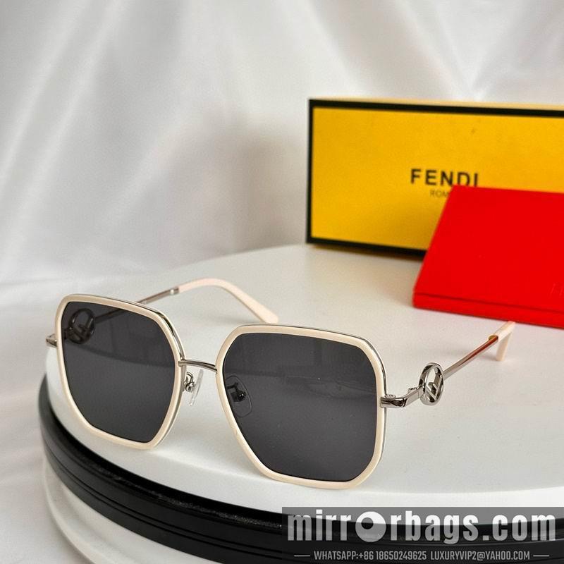 Fendi Glasses smx123