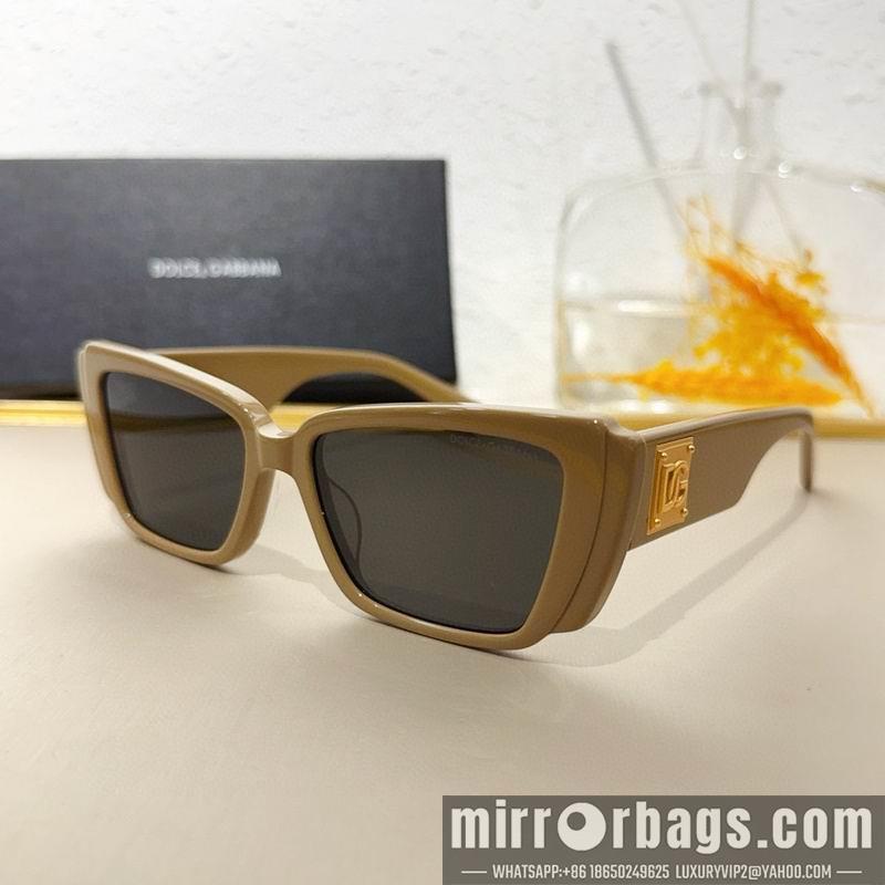 DG Glasses 010206