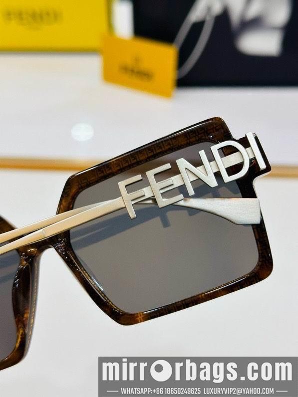 Fendi Glasses smx114