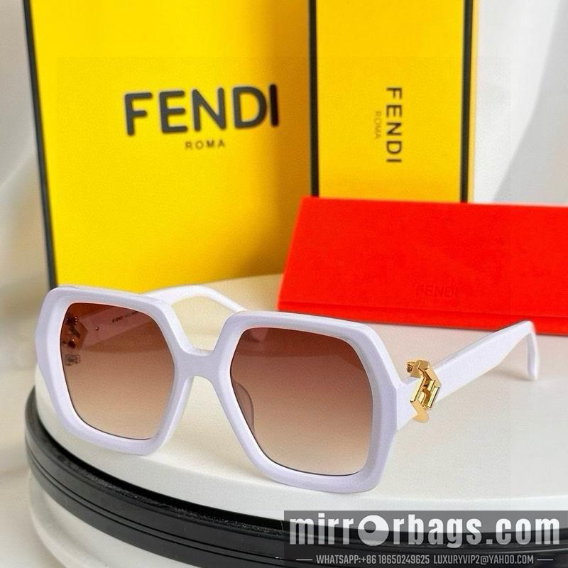 Fendi Glasses smh57