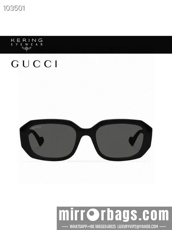 Gucci Glasses smx211