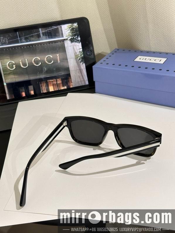 Gucci Glasses smr55