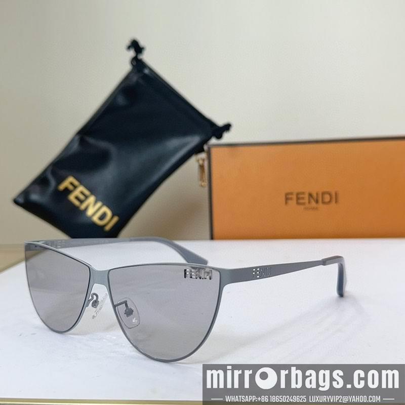 Fendi Glasses smh50