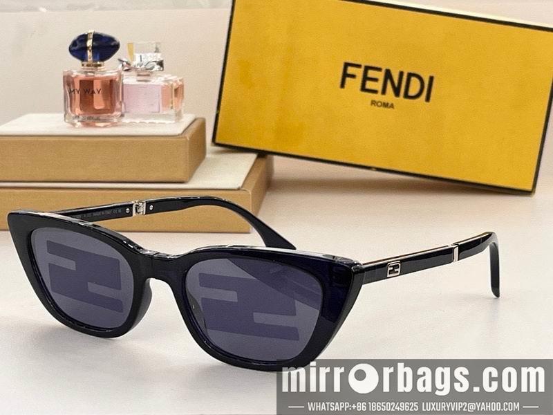 Fendi Glasses smx60