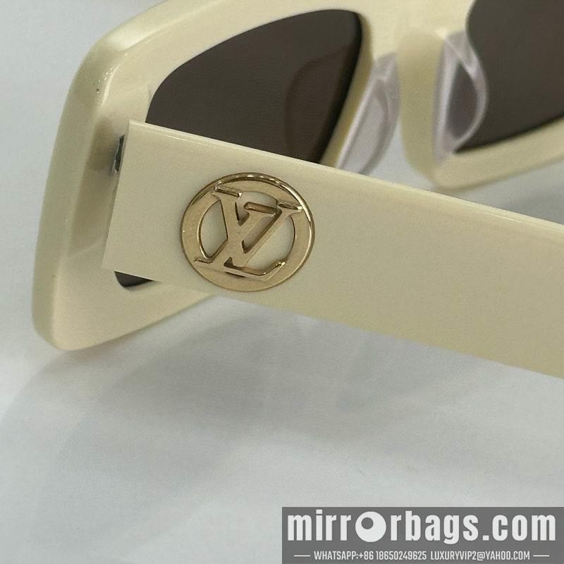 LV Glasses smx105