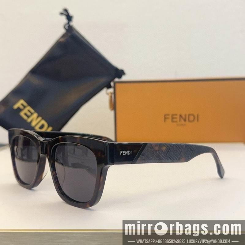 Fendi Glasses smx144