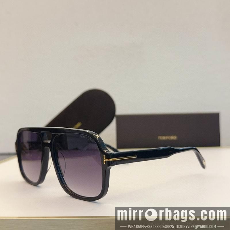 Tom Ford Glasses smx143