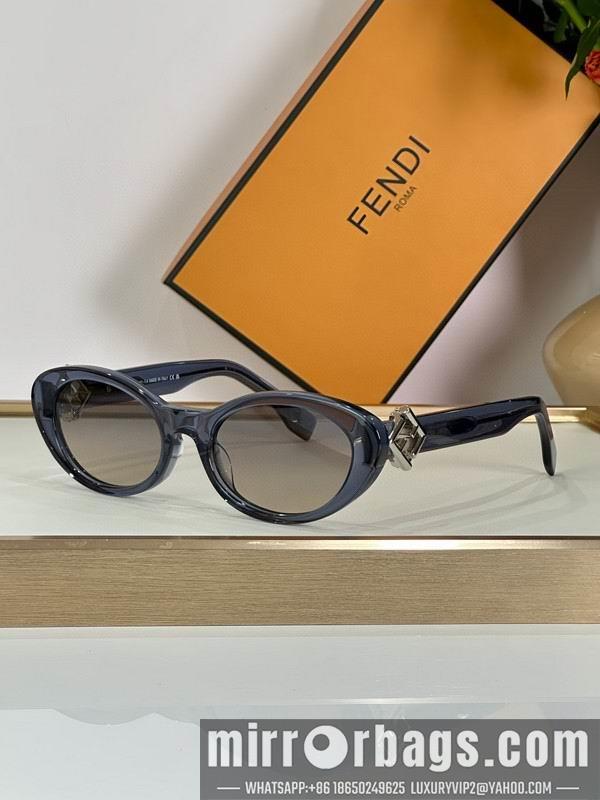 Fendi Glasses smh72