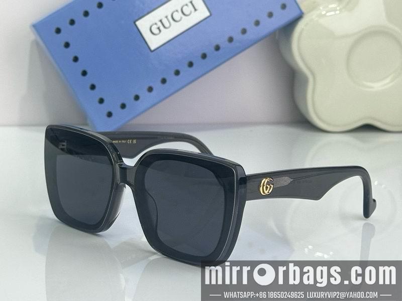Gucci Glasses smx83