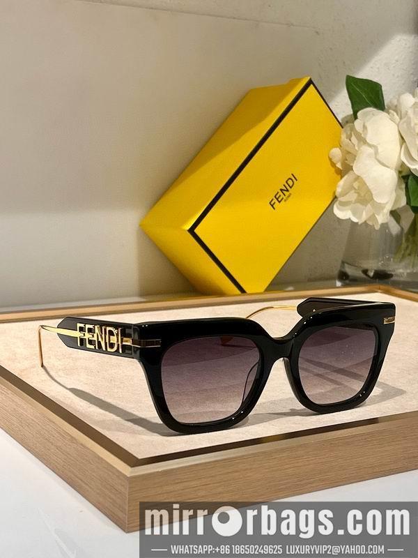 Fendi Glasses smx111