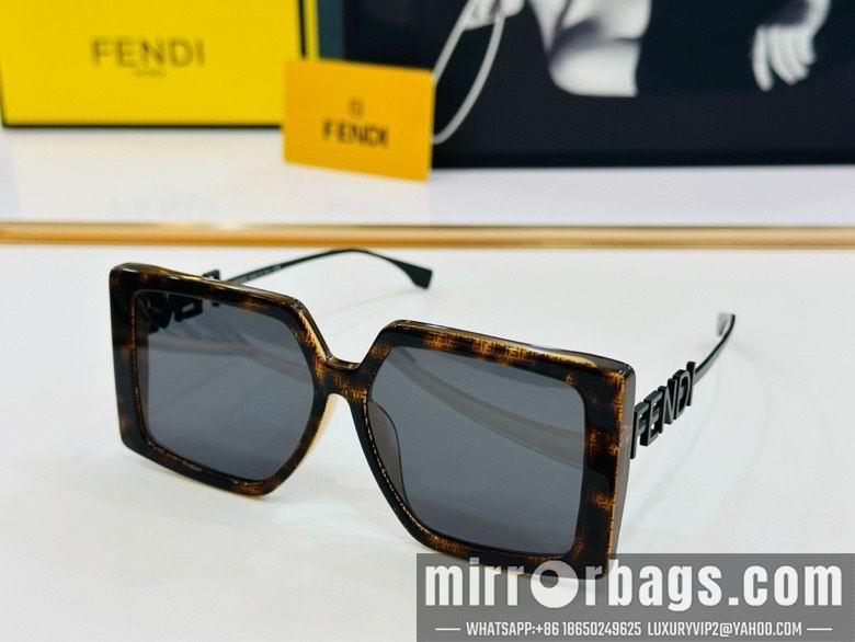 Fendi Glasses smx117