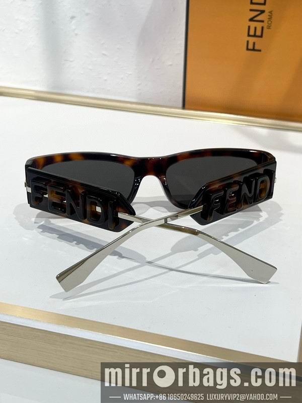 Fendi Glasses smh115