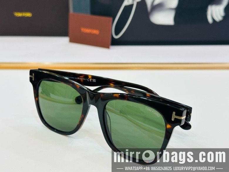 Tom Ford Glasses smx70