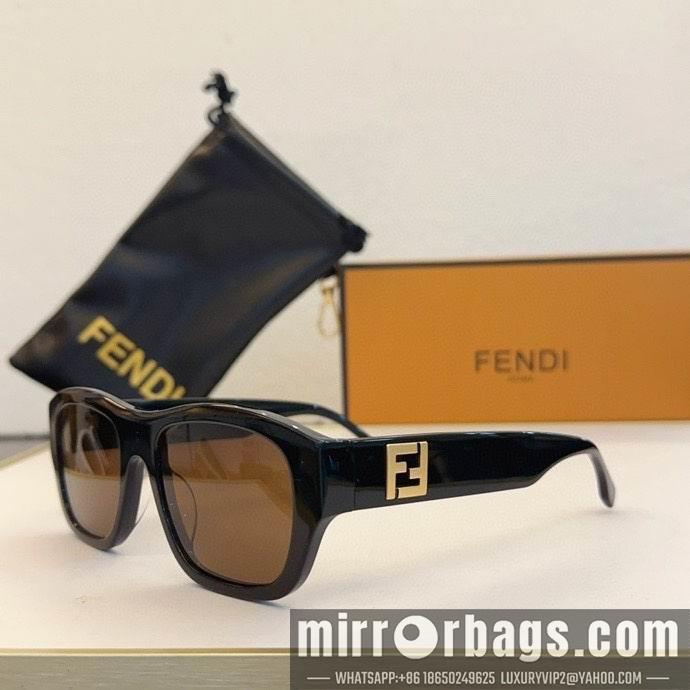 Fendi Glasses smx135