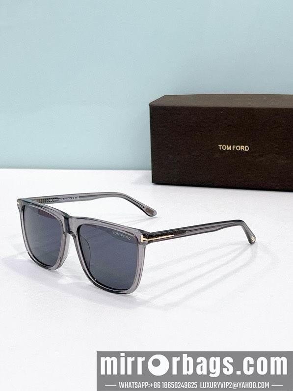 Tom Ford Glasses smx141