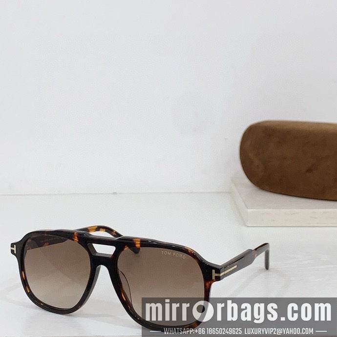 Tom Ford Glasses smx169