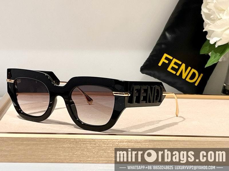 Fendi Glasses smx103