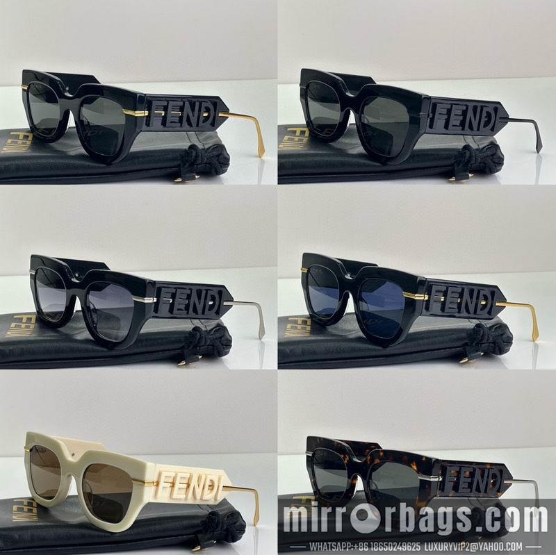 Fendi Glasses smx130