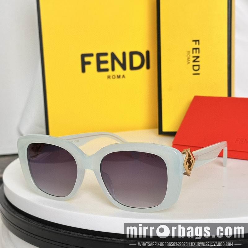 Fendi Glasses smh89